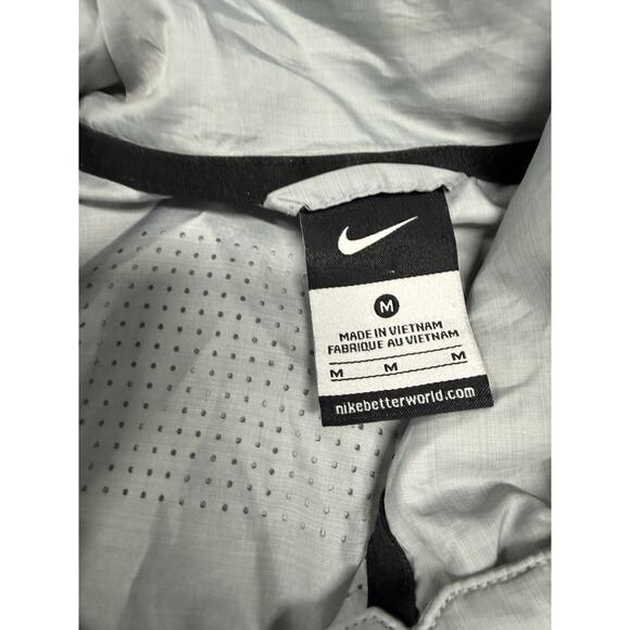 NIKE Women's Medium Convertible Running Jacket Vest Gray Lightweight Windbreaker - Picture 3 of 7